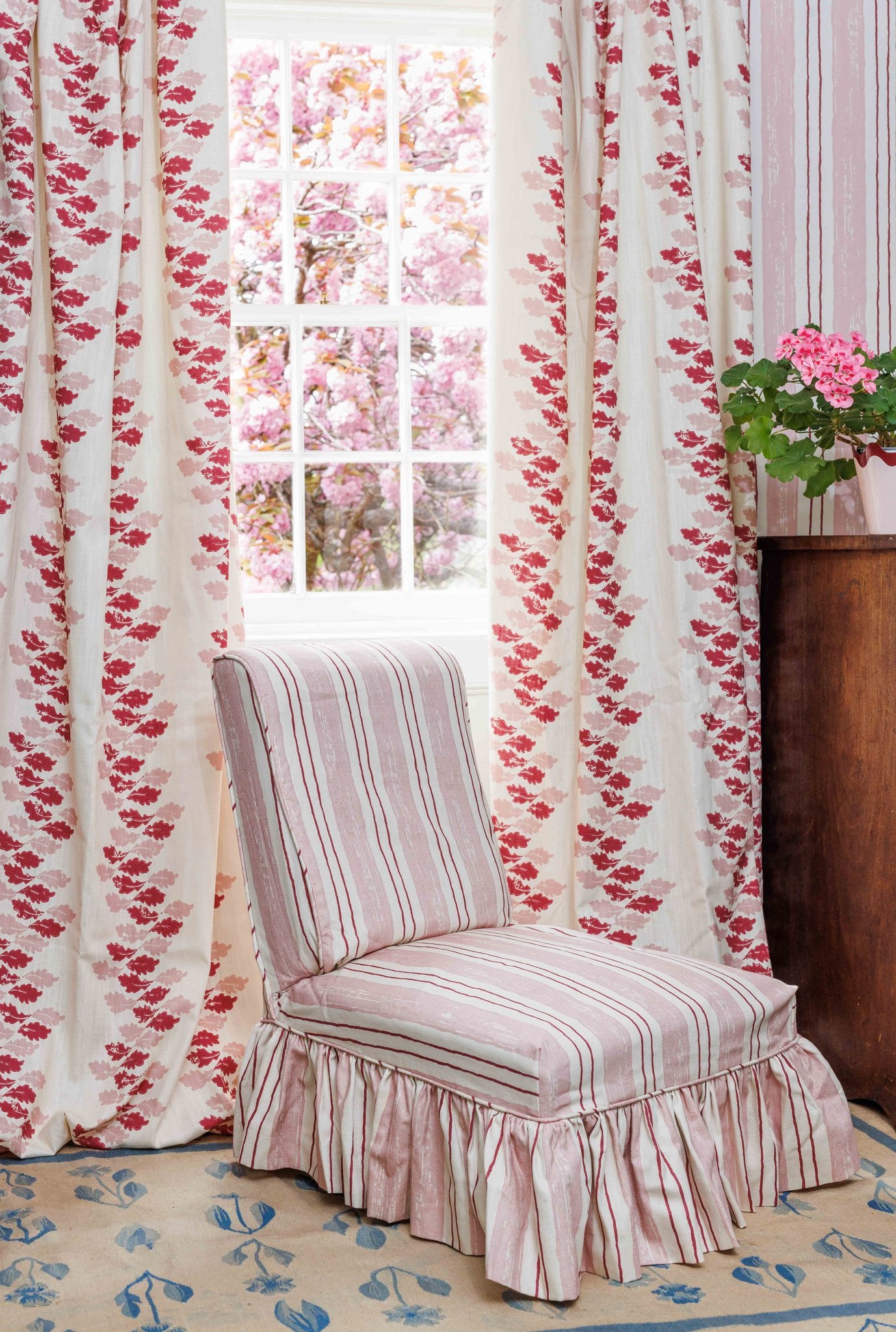 Oak Leaves Roman Blind | Made to Measure | Red/Pink